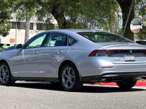 Used 2023 Honda Accord EX image 3