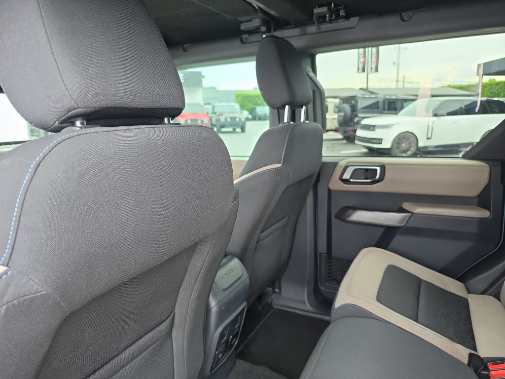 Used 2022 Ford Bronco Wildtrak AWD/4WD image 13