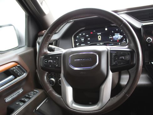 Used 2023 GMC Sierra 1500 Denali w/ Denali Reserve Package AWD/4WD image 19