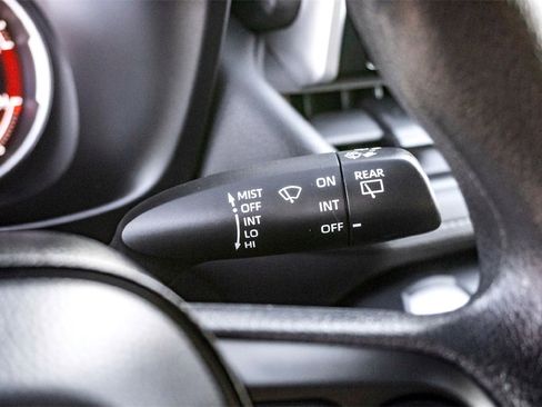 Used 2025 Toyota RAV4 LE image 21