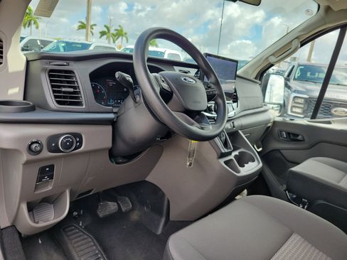 Used 2025 Ford Transit 350 XLT RWD image 9