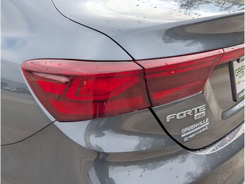 Used 2024 Kia Forte LX image 5