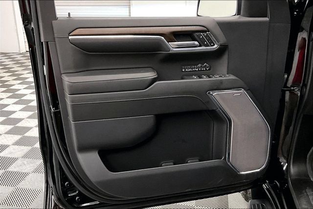 Used 2024 Chevrolet Silverado 1500 High Country w/ LPO, Dark Essentials Package AWD/4WD image 22
