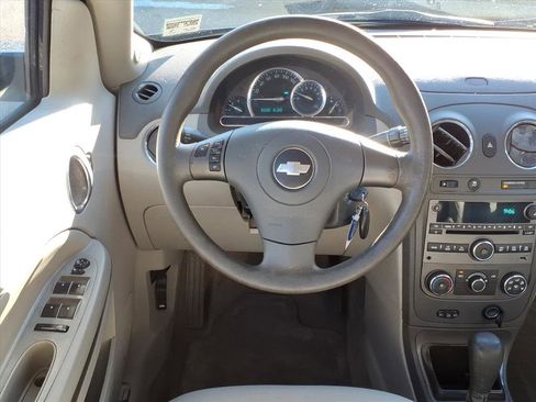 Used 2009 Chevrolet HHR LT image 5