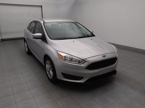 Used 2018 Ford Focus SE FWD image 13