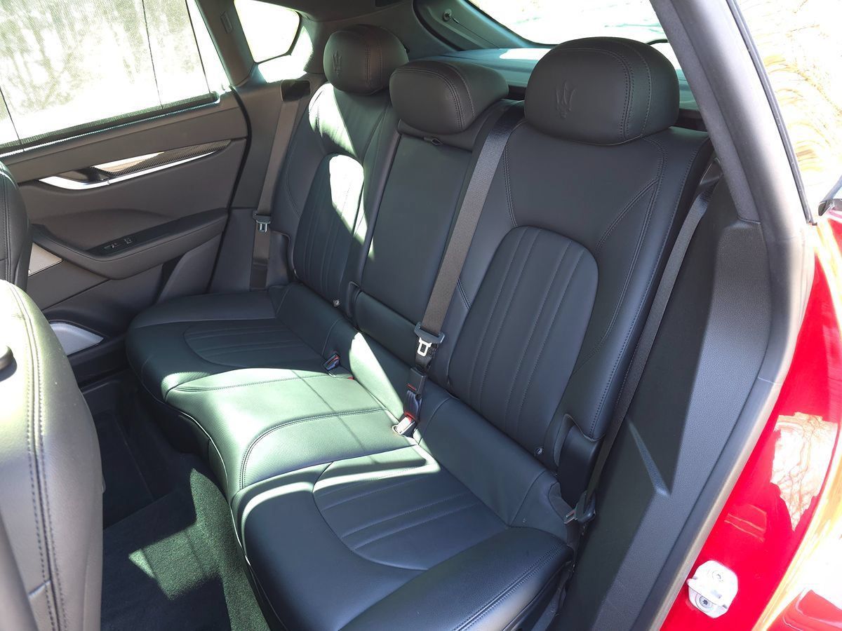 Used 2023 Maserati Levante Modena AWD/4WD image 16