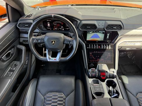 Used 2023 Lamborghini Urus S image 17