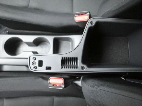 New 2025 Nissan Kicks Play S FWD image 20