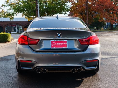 Used 2018 BMW M4 Coupe image 5