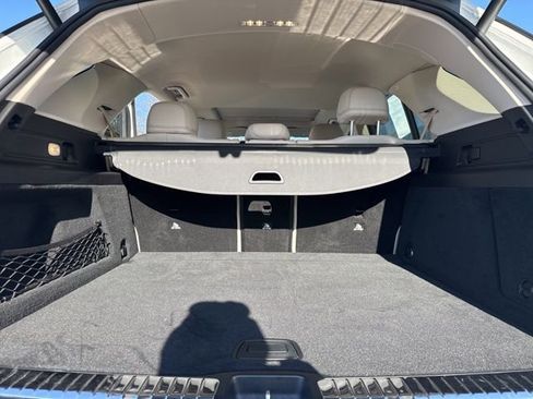 Used 2025 Mercedes-Benz GLE 350 4MATIC image 34