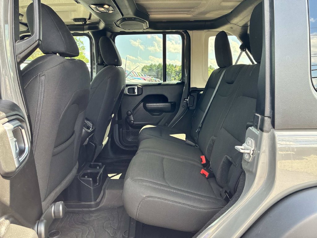 Certified 2022 Jeep Wrangler Unlimited Sport AWD/4WD image 13