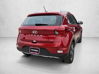 New 2026 Hyundai Venue SEL video 2