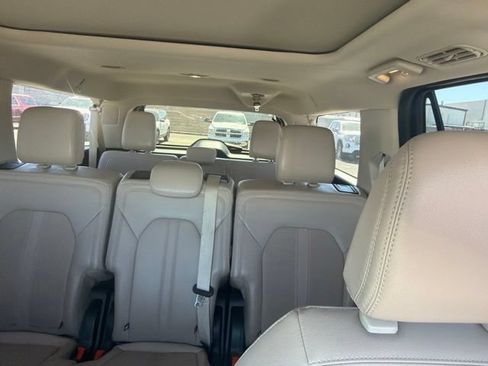 Used 2024 Ford Expedition Max Limited AWD/4WD image 22