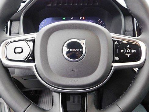 New 2026 Volvo XC90 B6 Plus w/ Protection Package Premier AWD/4WD image 27