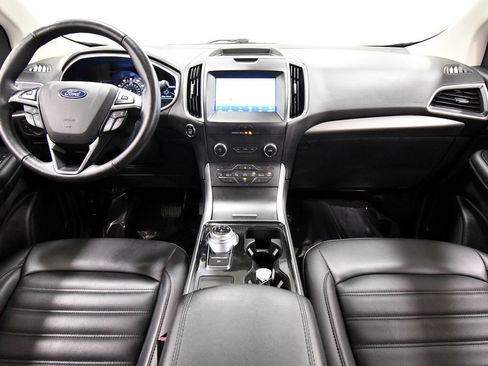 Used 2020 Ford Edge SEL w/ Convenience Package AWD/4WD image 3