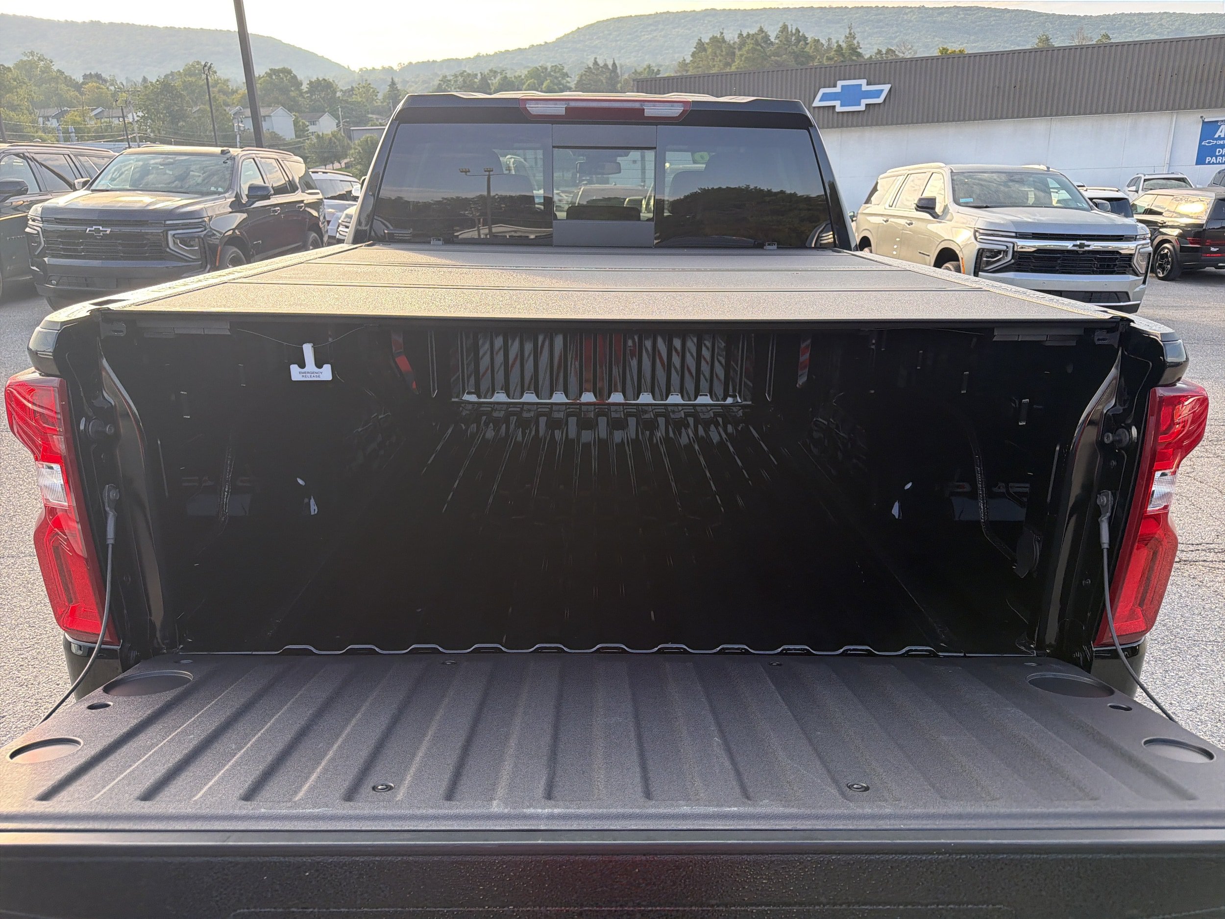 New 2026 Chevrolet Silverado 1500 RST w/ Convenience Package II AWD/4WD image 5