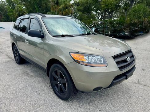 Used 2009 Hyundai Santa Fe GLS FWD image 10