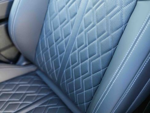 Used 2025 Audi SQ5 Premium Plus image 27