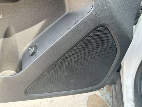 Used 2023 Chevrolet Equinox LT FWD image 28