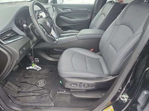 Used 2024 Buick Enclave Essence w/ Sport Touring Edition image 5