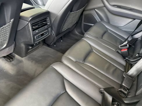 Used 2025 Audi Q7 2.0T Premium Plus w/ Premium Plus Package AWD/4WD image 26