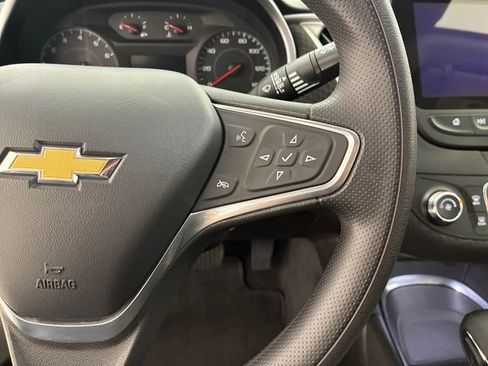 Used 2022 Chevrolet Malibu LS w/ Driver Confidence Package II FWD image 24