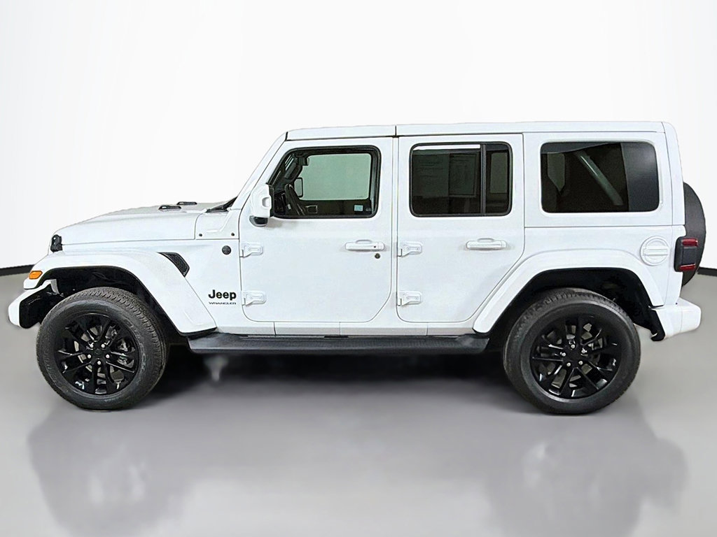 Used 2023 Jeep Wrangler Unlimited Sahara AWD/4WD image 14