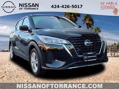 Certified 2025 Nissan Kicks Play S