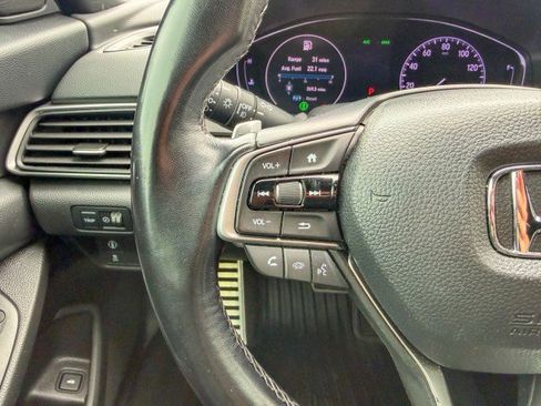 Used 2020 Honda Accord Sport image 9