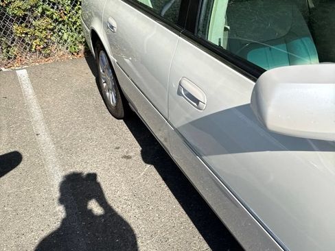 Used 2008 Cadillac DTS FWD image 5