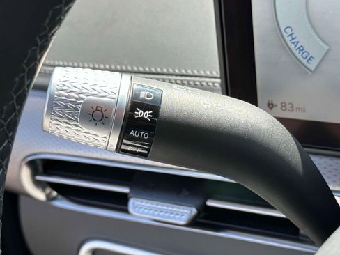 New 2024 Genesis GV60 Advanced image 23