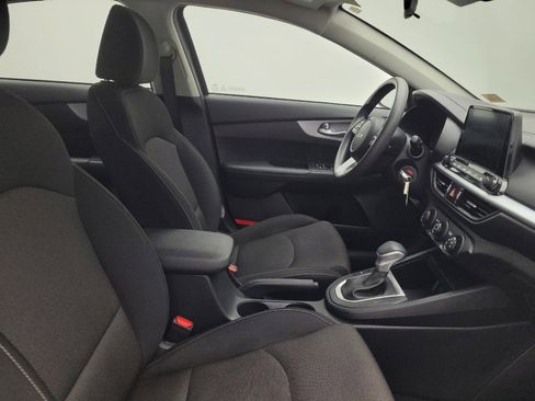Used 2024 Kia Forte LXS FWD image 21