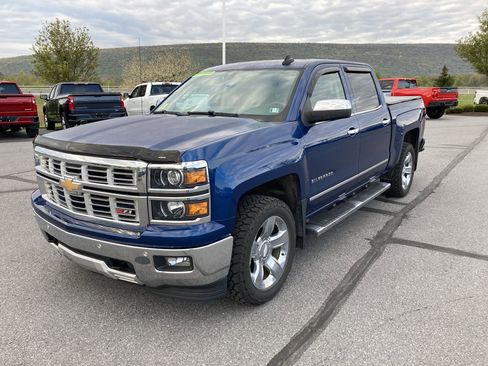 Used 2015 Chevrolet Silverado 1500 LTZ Z71 w/ LTZ Plus Package AWD/4WD image 3