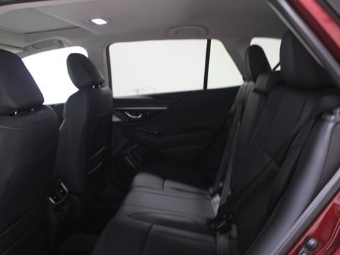 Used 2024 Subaru Outback Limited image 19