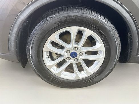 Used 2020 Ford Escape SE image 37