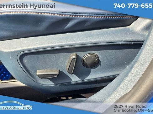 Used 2022 Ford Maverick Lariat w/ Lariat Luxury Package FWD image 15