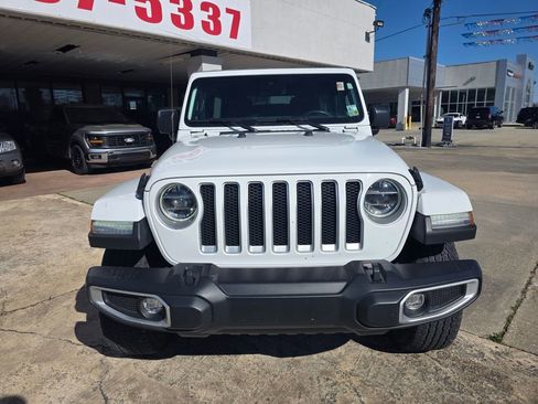 Used 2022 Jeep Wrangler Unlimited Sahara w/ LED Lighting Group image 10