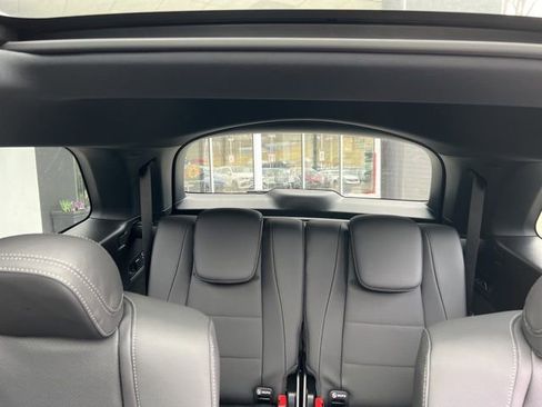 New 2025 Mercedes-Benz GLS 450 4MATIC image 12