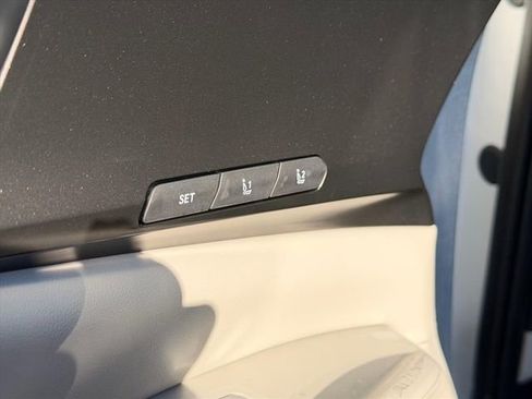 New 2026 Kia Carnival SX Prestige image 10