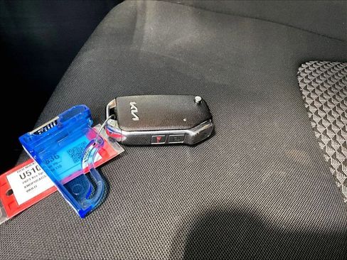 Used 2023 Kia Sportage LX image 29