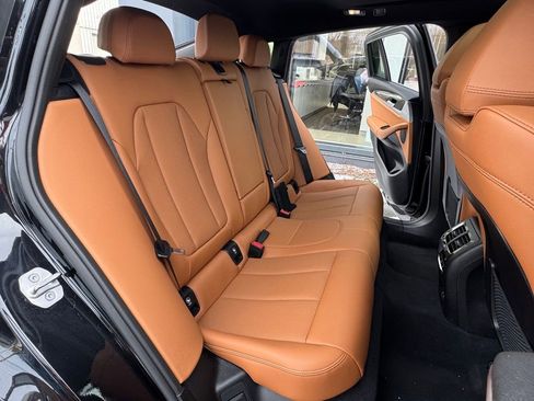 Used 2023 BMW X4 xDrive30i w/ Premium Package image 12