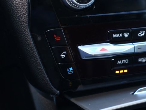 Used 2023 Ford Explorer Limited w/ Equipment Group 301A image 27