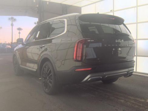 Used 2022 Kia Telluride SX FWD image 3