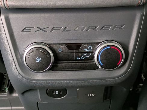 New 2026 Ford Explorer Active w/ Active Comfort Package image 27