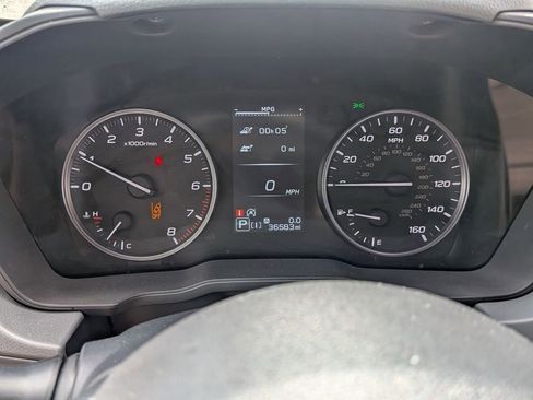 Used 2025 Subaru Crosstrek 2.0i Premium AWD/4WD image 16
