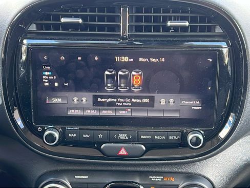 Used 2023 Kia Soul EX FWD image 14