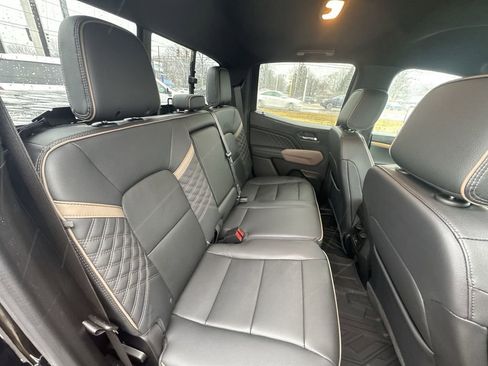 Certified 2023 GMC Canyon Denali image 22