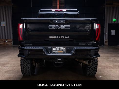 Used 2024 GMC Sierra 2500 Denali Ultimate image 8