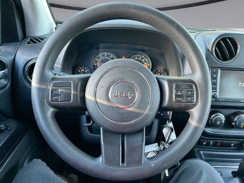 Used 2014 Jeep Compass Sport w/ Power Value Group FWD image 13