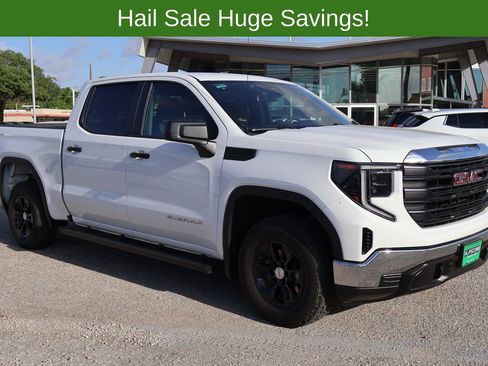 Used 2023 GMC Sierra 1500 Pro w/ Pro Value Package AWD/4WD image 4